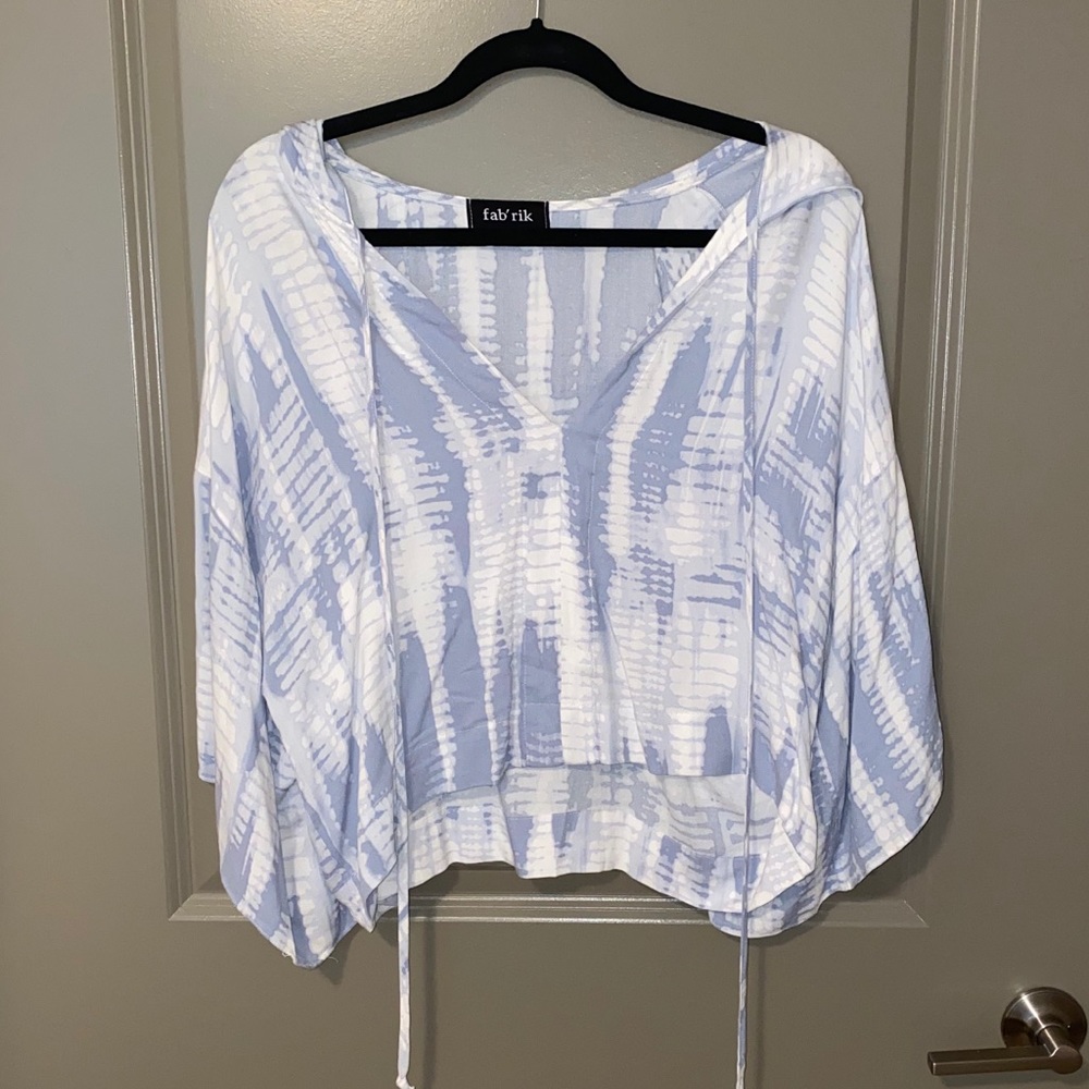 Blue Tie Dye cropped Hoodie shirt!